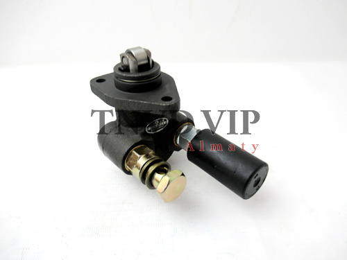 Насос ручной подкачки P7 кривой [90370]