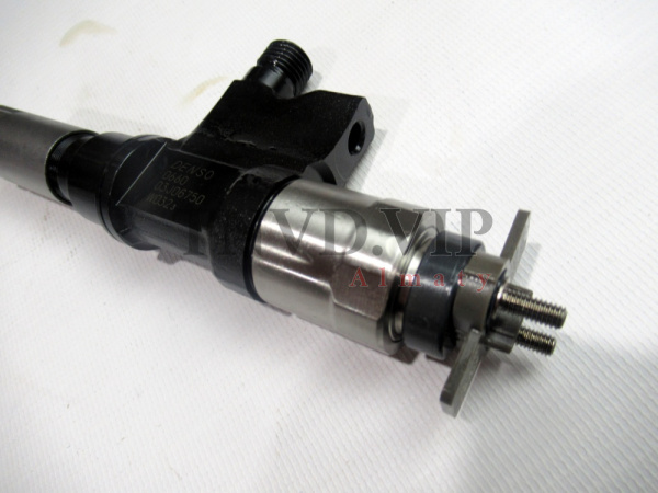 Форсунка топливная 095000-0660 [90788]