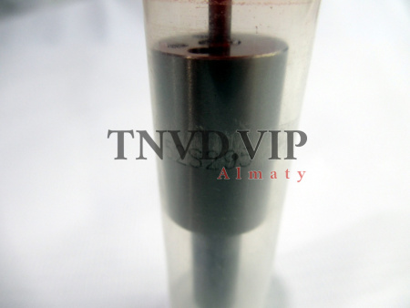 Распылитель DEUTZ (старого типа) [05217]