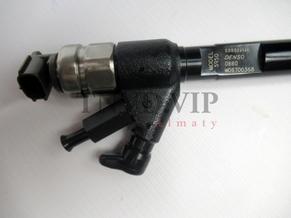 Форсунка топливная 095000-0880 [90787]