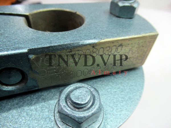 Привод ТНВД HOWO Euro II (оригинал) [24092]