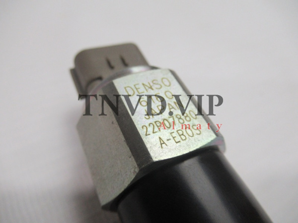 Датчик давления топлива рейки DENSO 499000-6160 [80494]