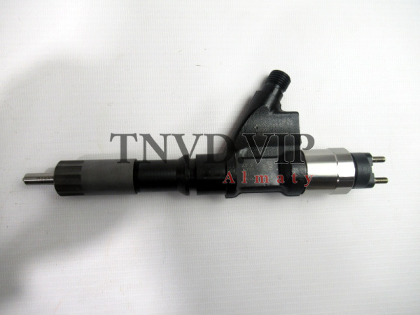 Форсунка топливная 6701/6700 Euro III (оригинал) [07122]