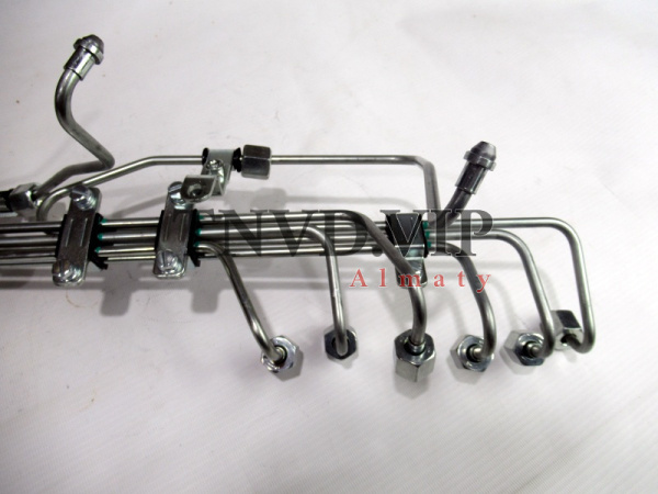 Трубки топливние (c ТНВД на форсунки) 4 клапана (оригинал) [28921]