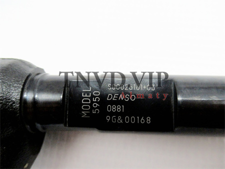 Форсунка топливная 095000-0881 [83128]