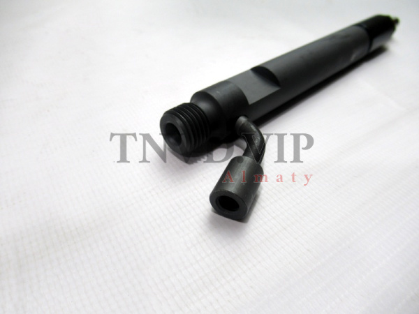 Форсунка топливная XCMG GR215 CUMMINS 6CT 155P137 [90706]